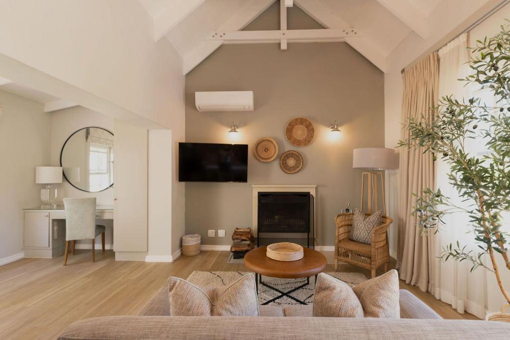 Lavender Farm Boutique Guest House 프란쉬후크 외부 사진